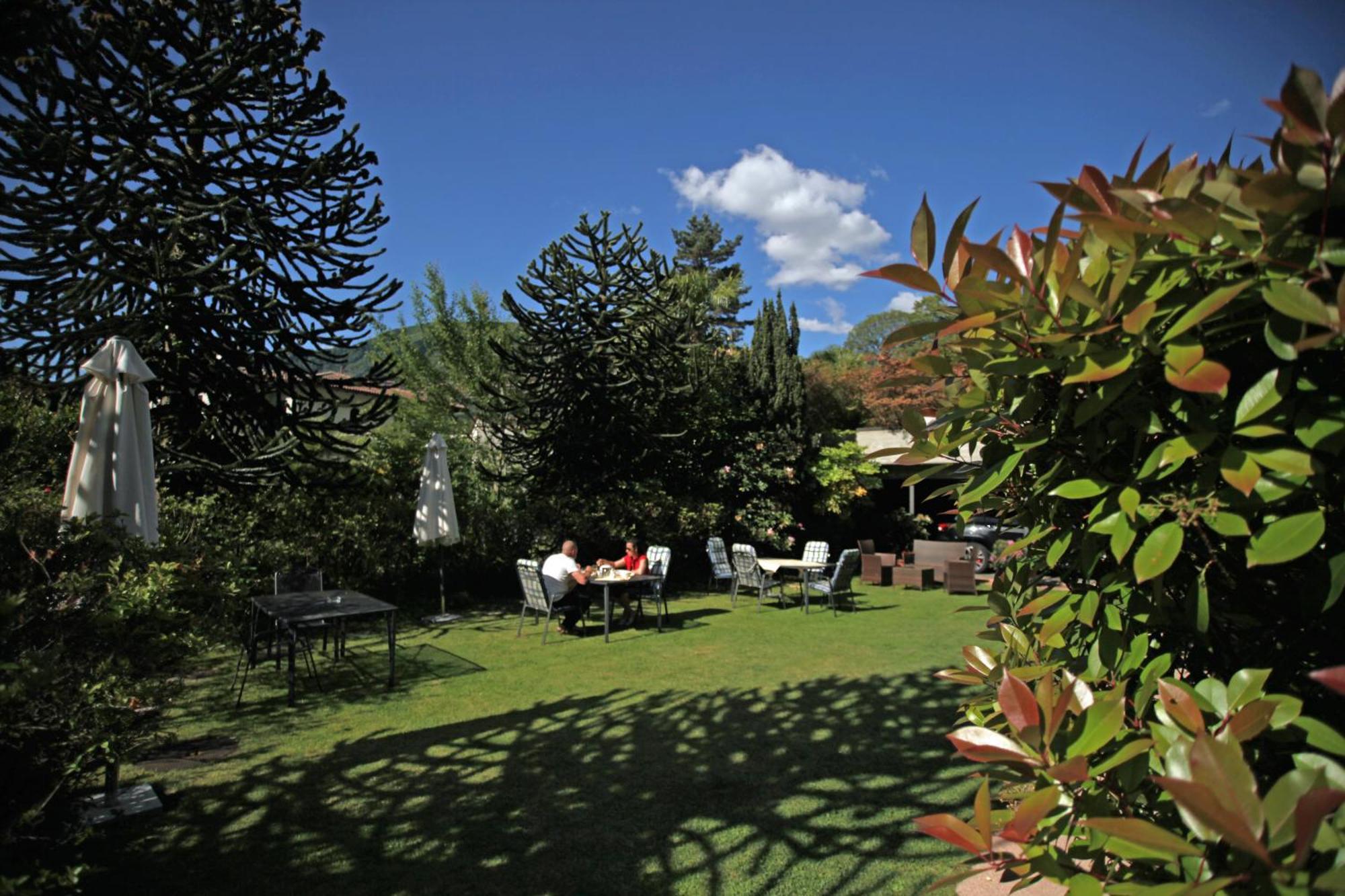 Hotel Al Fiume Tegna ภายนอก รูปภาพ